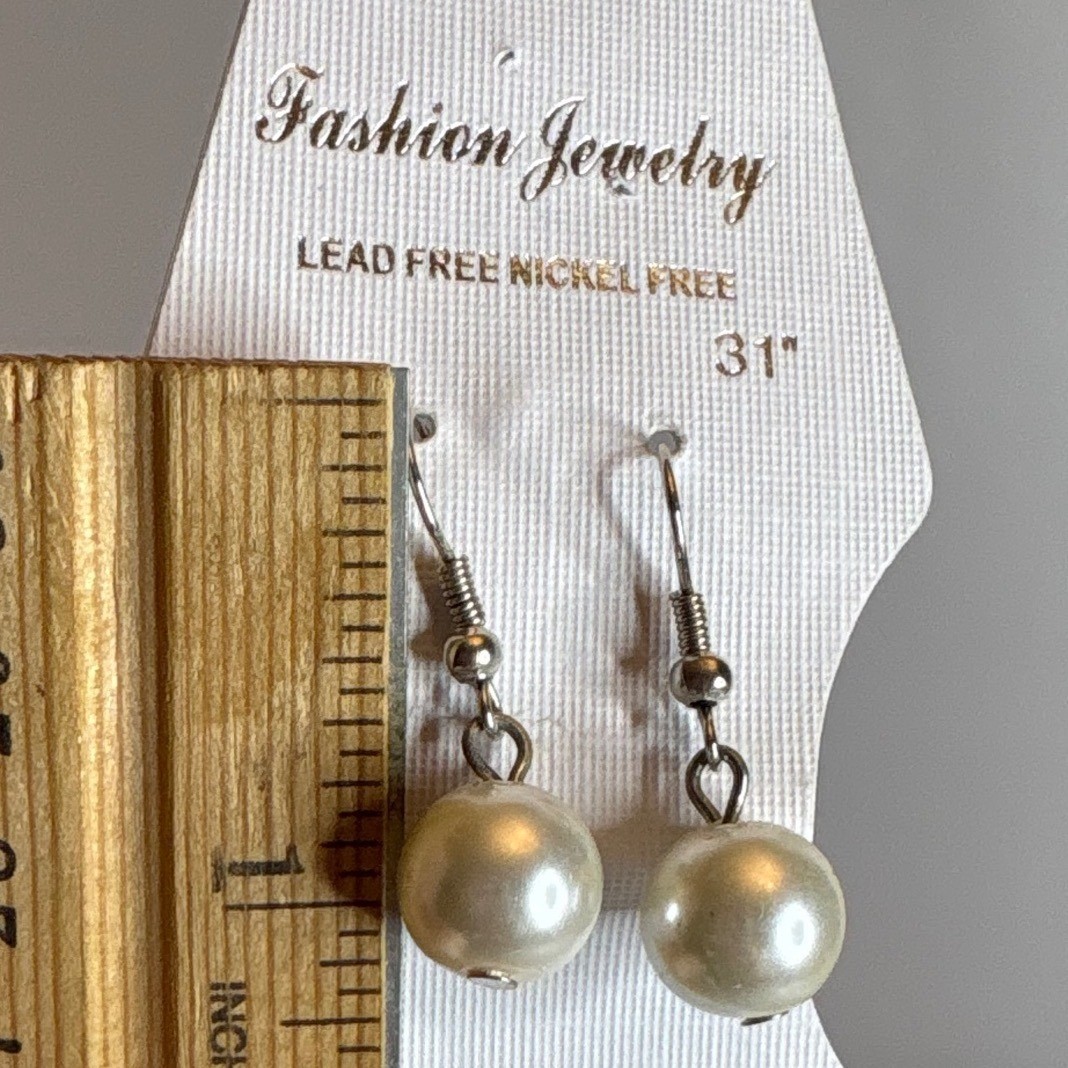 Fashion Jewelry Pearl Drop Earrings Lead Free Nickel Free Silver Tone New
