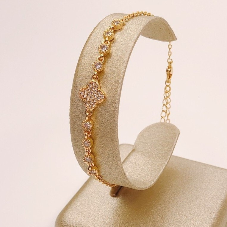 18k Gold Diamond Bracelet Free UK Delivery New