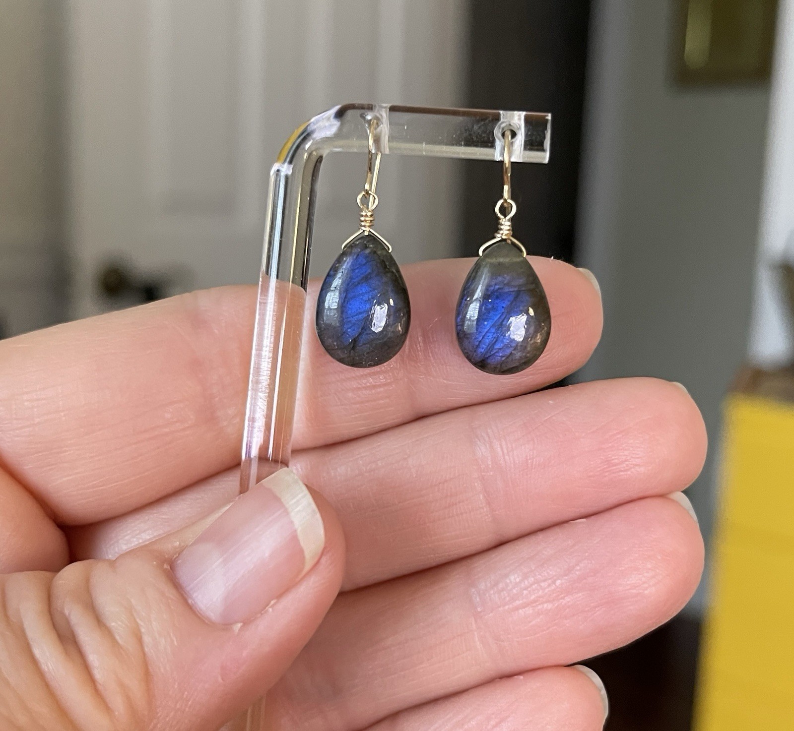 Labradorite Earrings Natural Briolette Blue Flash – 14k Gold Filled