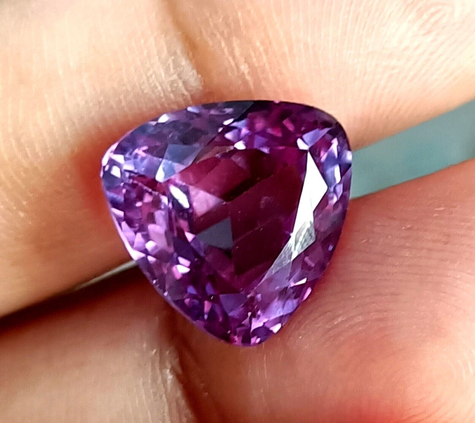 Trillion Cut NATURAL Ceylon Bi-Color Sapphire Loose GEMSTONE 11.23 Ct Certified