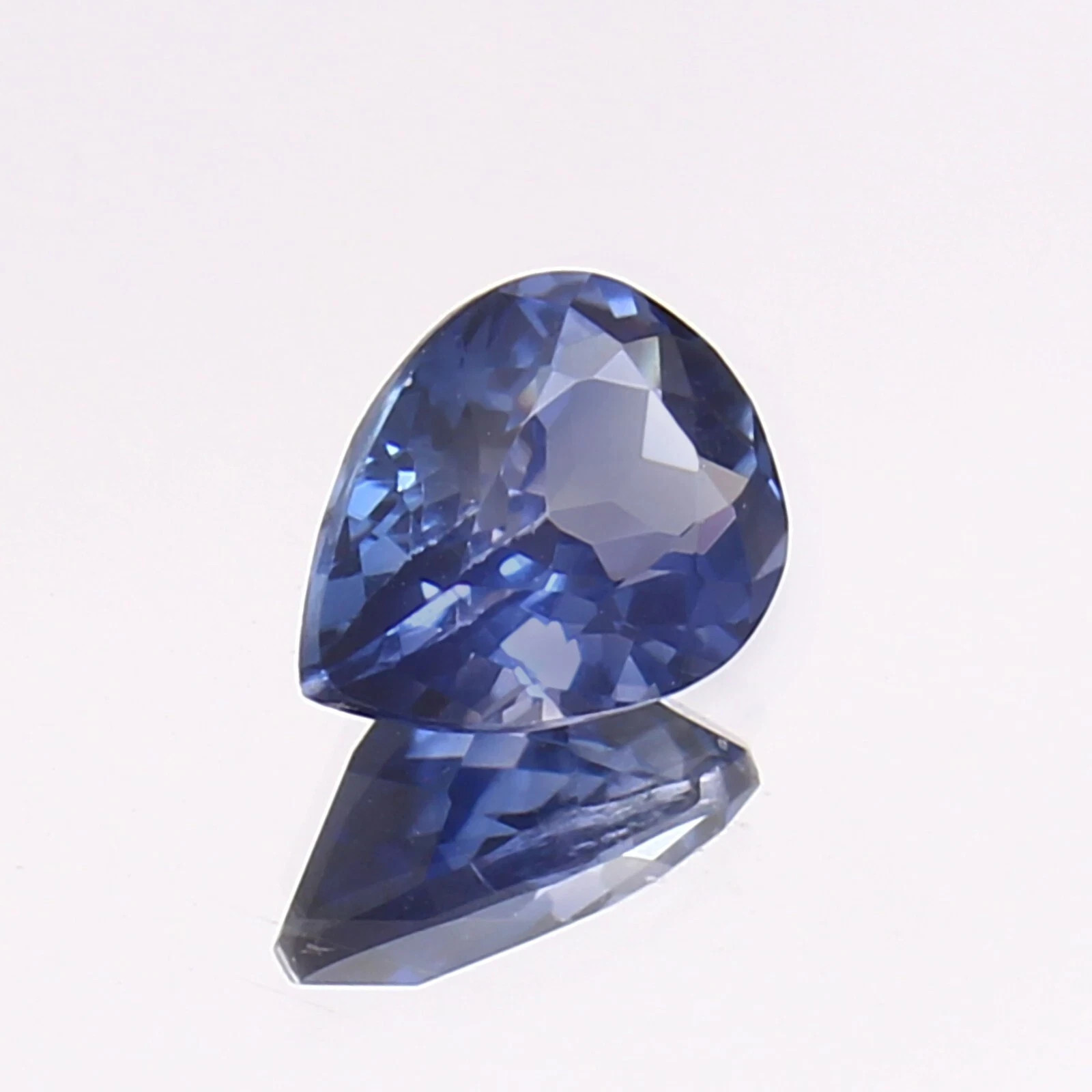 NATURAL MINE – VVS PEAR RICH BLUE CEYLON SAPPHIRE 6.95 Ct.