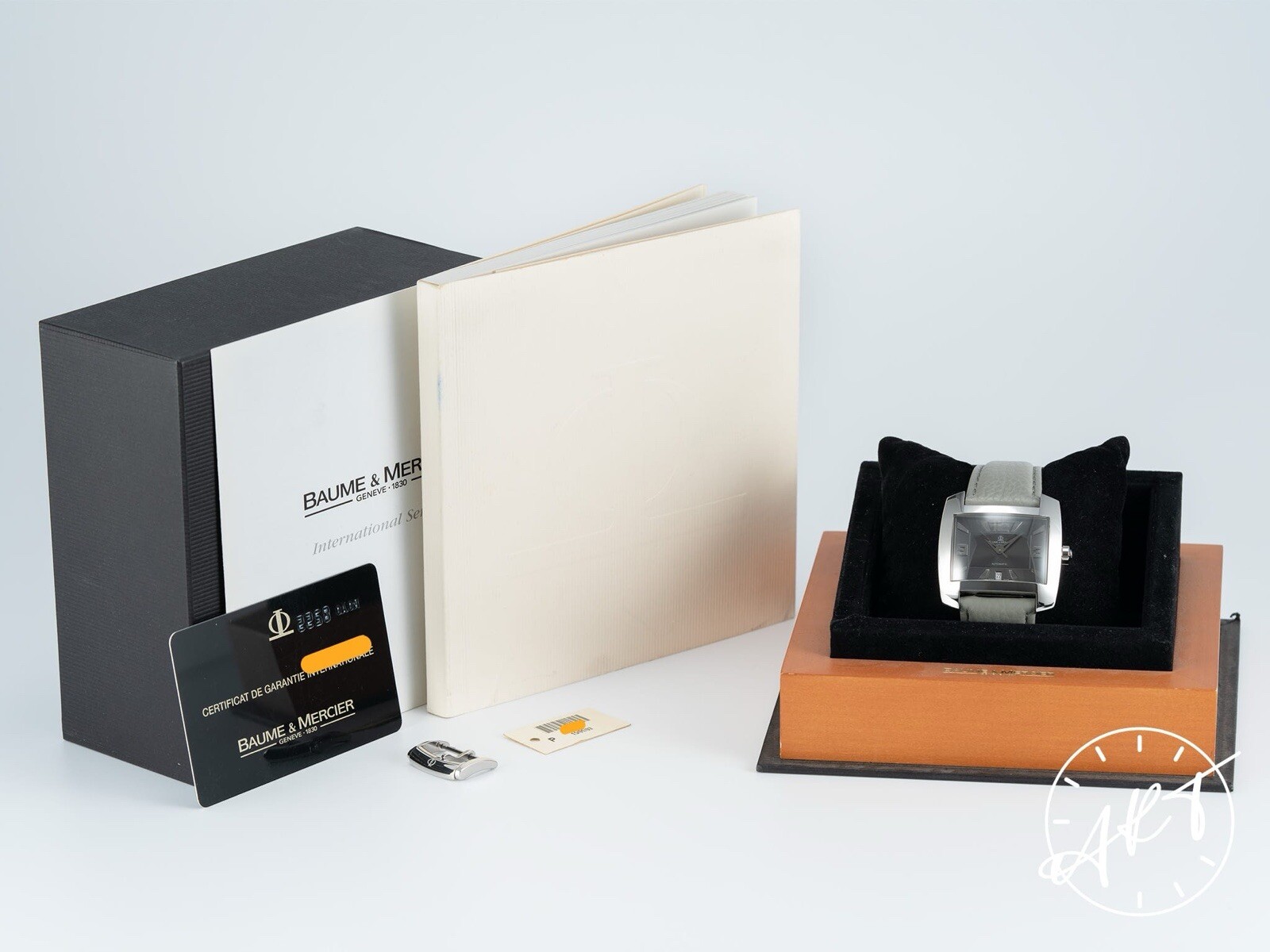 *Rare* Baume & Mercier Hampton Spirit Black Dial Automatic Watch M0A08255 w/ B&P