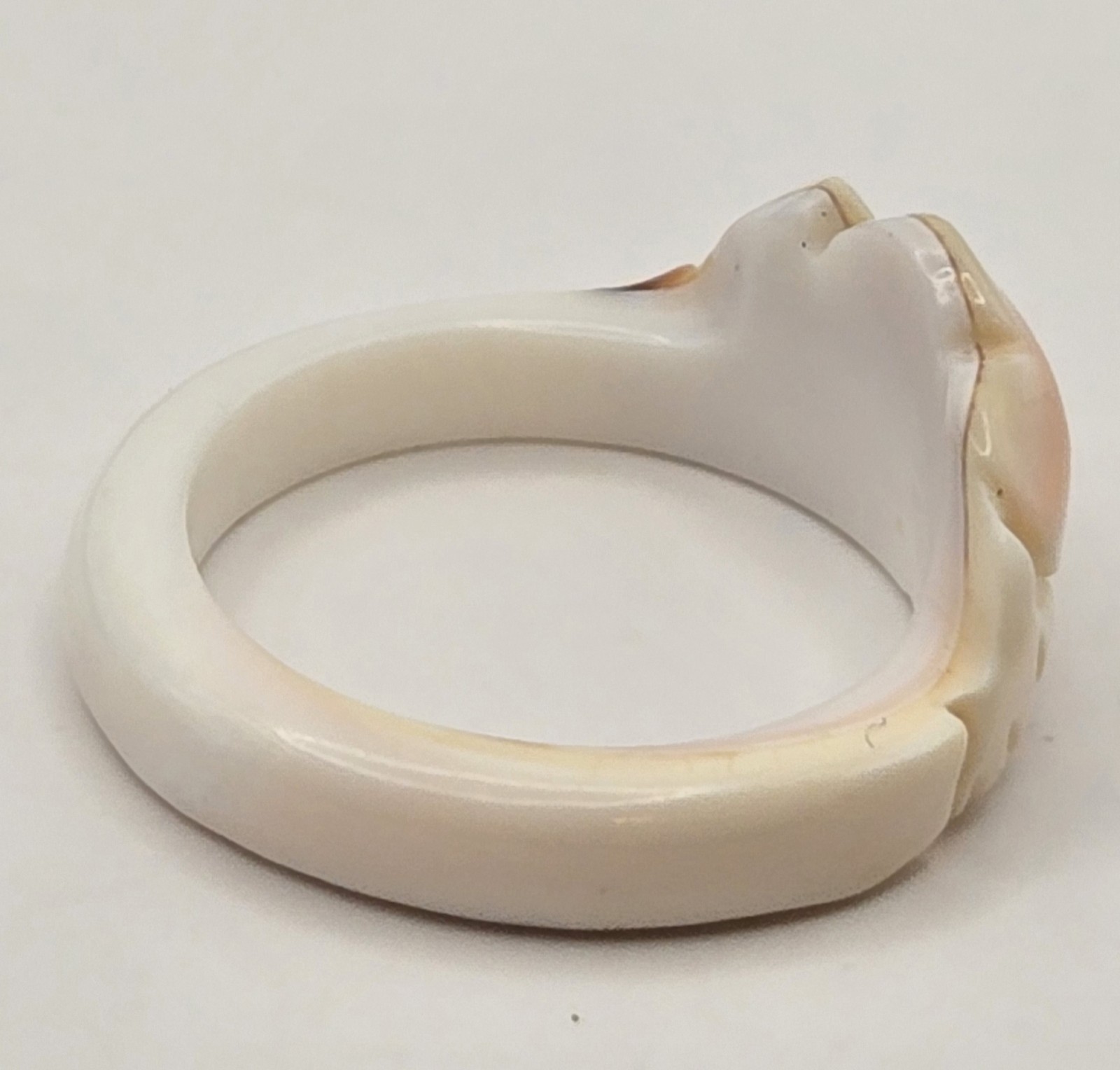 Vintage Hand Carved Shell Heart Carved Seashell Heart Statement Ring BOHO