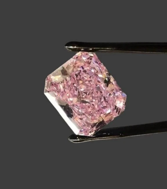 3 Ct Radiant Cut Lab-Grown sweet pink Diamond D Grade VVS1 Grad Quality Gemstone