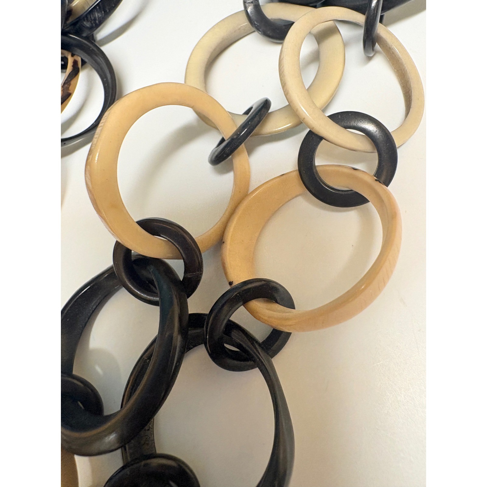 Vintage Style Black Cream Resin Link Statement Necklace Adjustable Cord