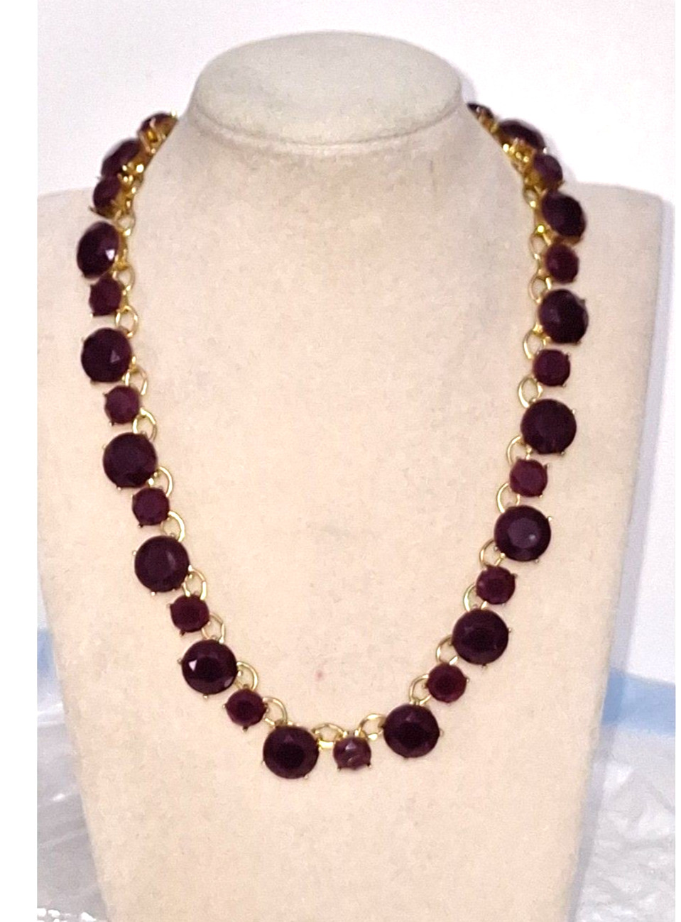A Purple Glass Rhinestone Necklace Faceted Gold Tone Elegant Quiet Luxury