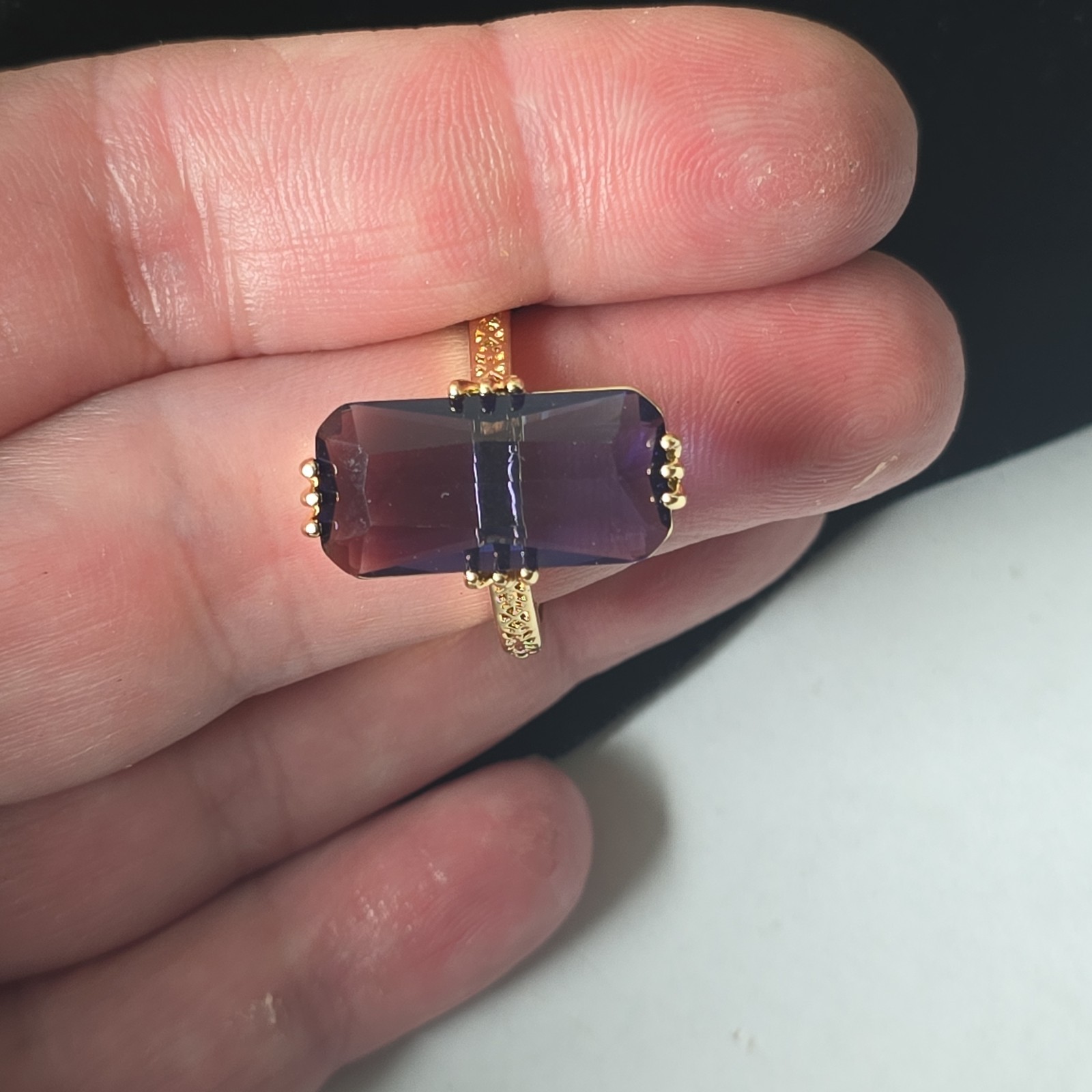 Vintage Gold Plated Amethyst Glass Stone Cocktail Ring sz 9