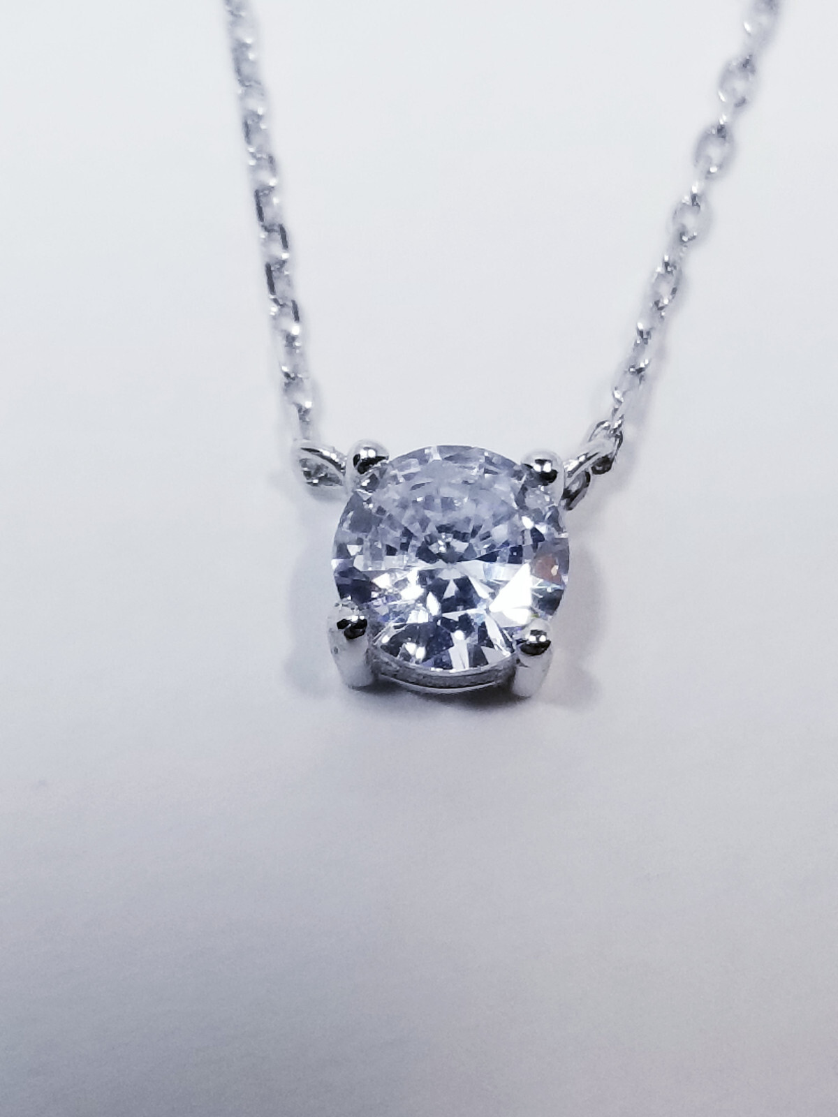 Em + Liv The Lily Necklace