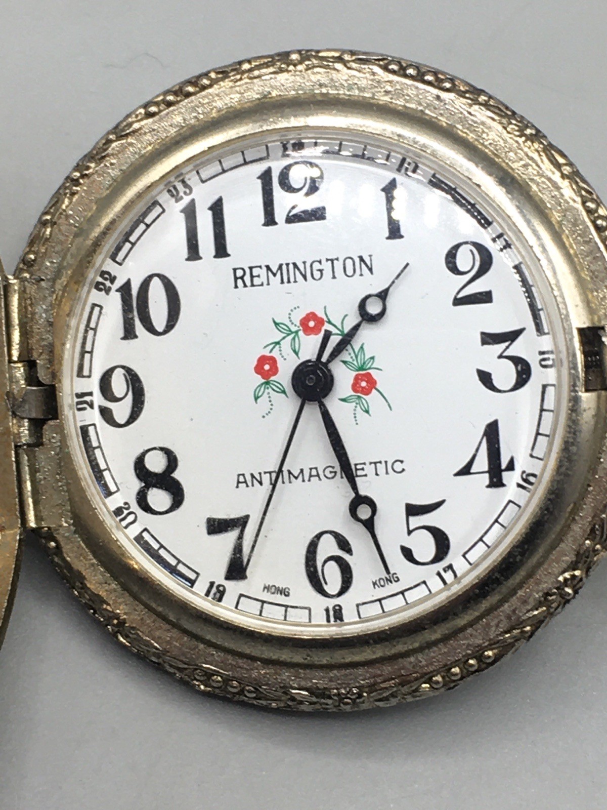 Remington Pocket Watch Men Elk & Dogs Silver Tone Manual Antimagnetic Vintage