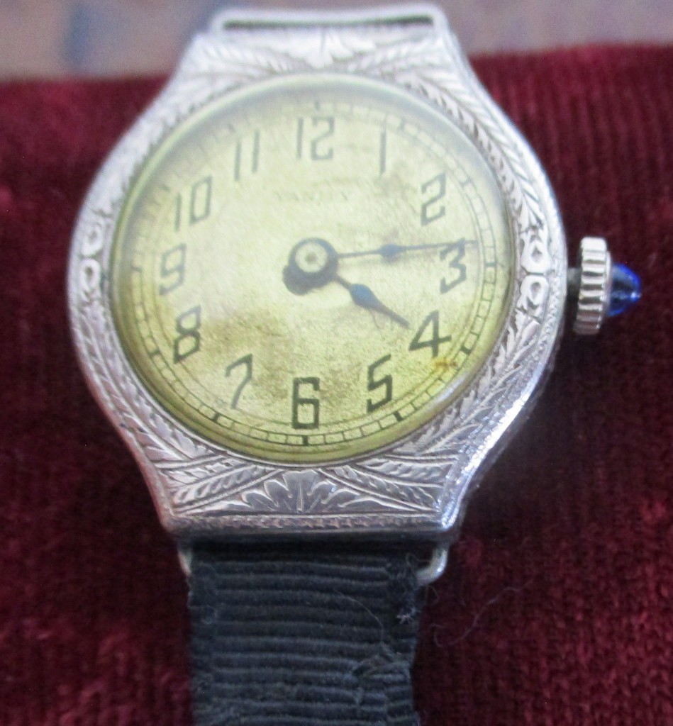 Antique 1920s HAYNE Swiss 16-Jewel Art Deco Ladies Wristwatch – 14K Gold Filled