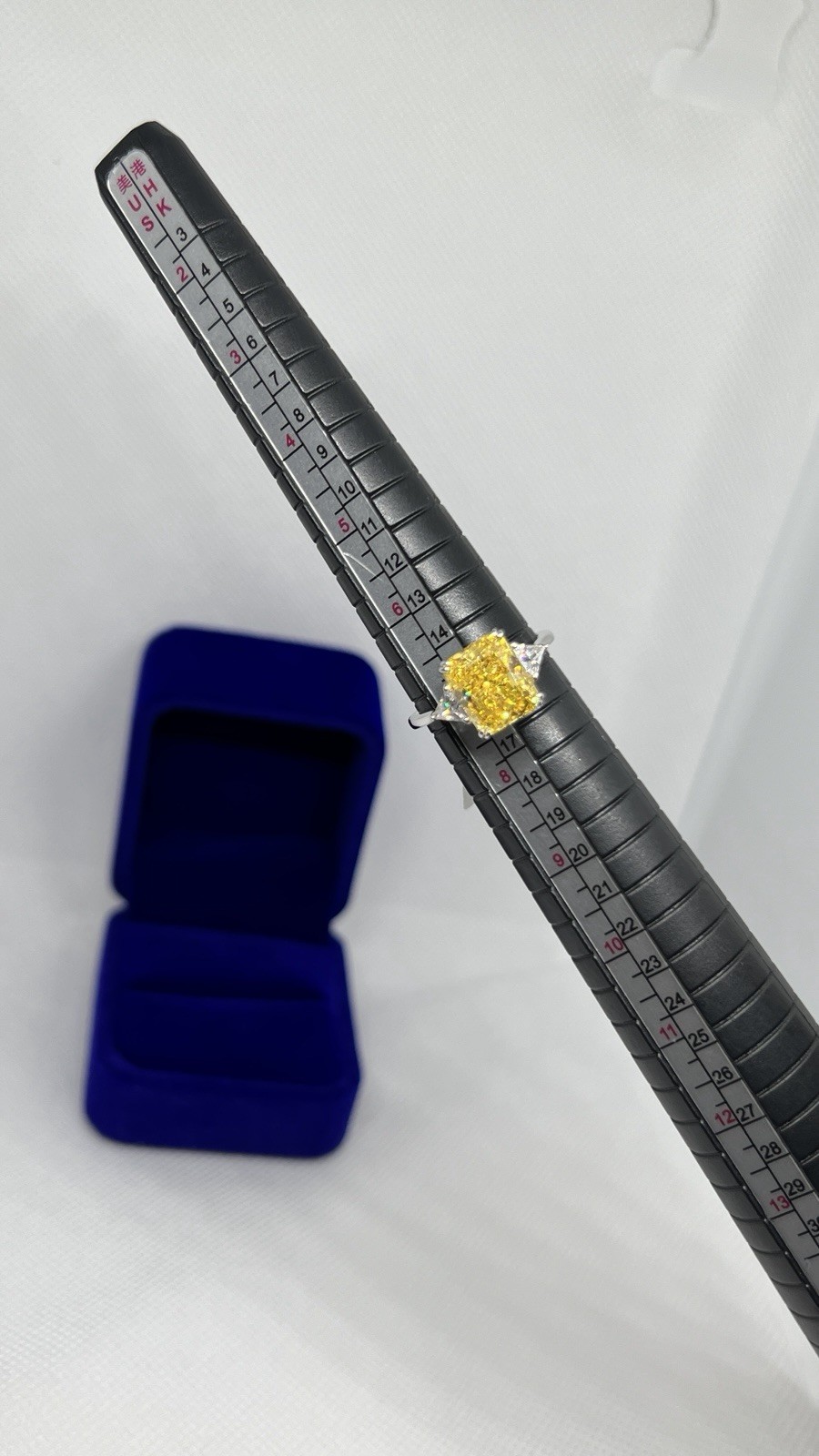 RODIFFY 4.0CT Radiant Cut Yellow Stone Engagement Ring