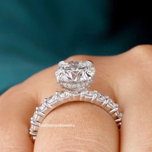 8MM Round Cut VVS1 Moissanite Wedding Anniversary Ring 14k White Gold Plated