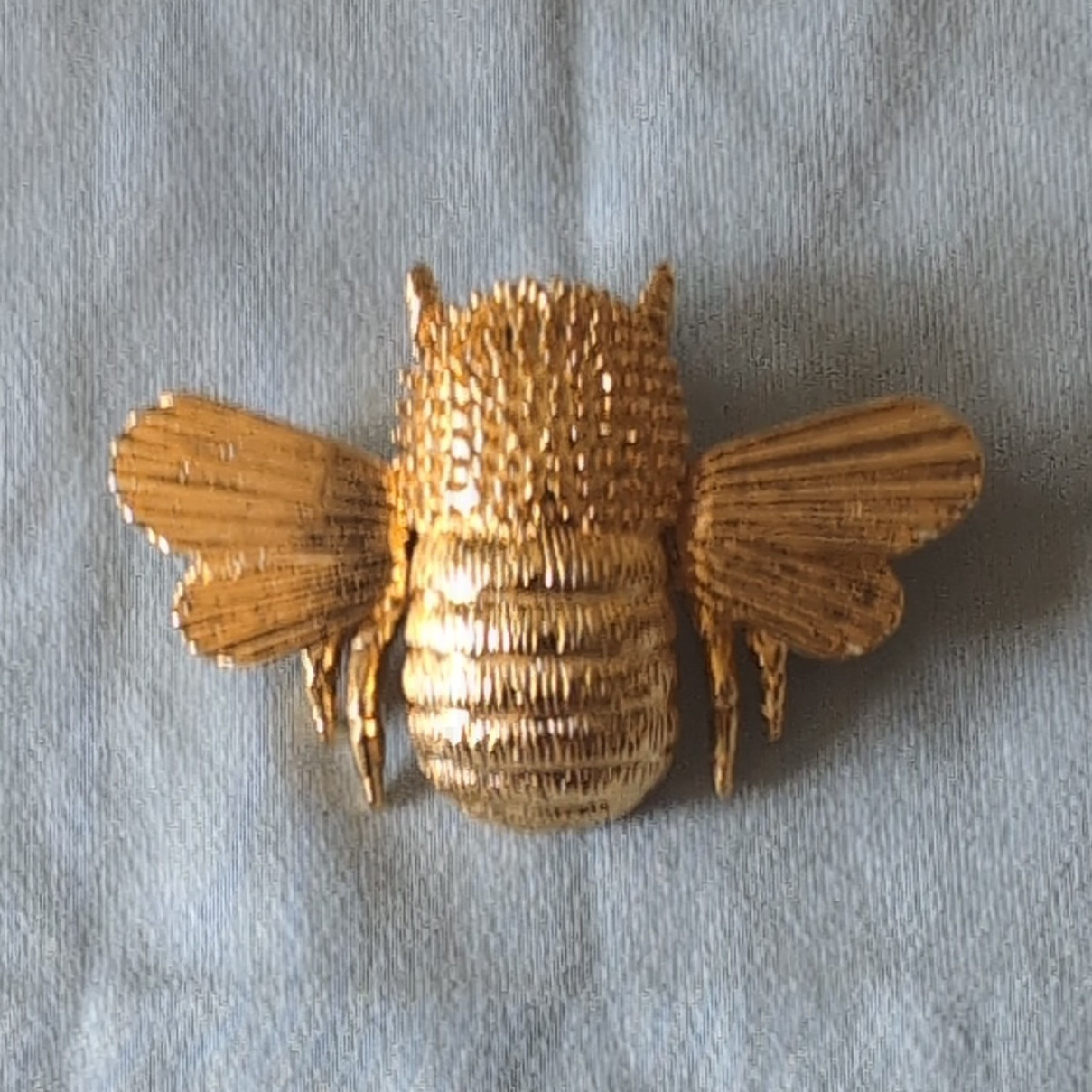 VintageGold Tone Bee Insect Brooch Pin, Metal, No Stone, Animals & Insects Theme