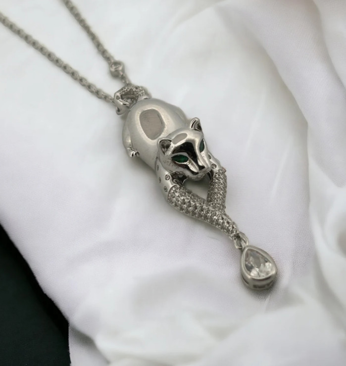 Silver Panther Pendant With Emerald & Zircon Party Wear Pendant For Men & Women