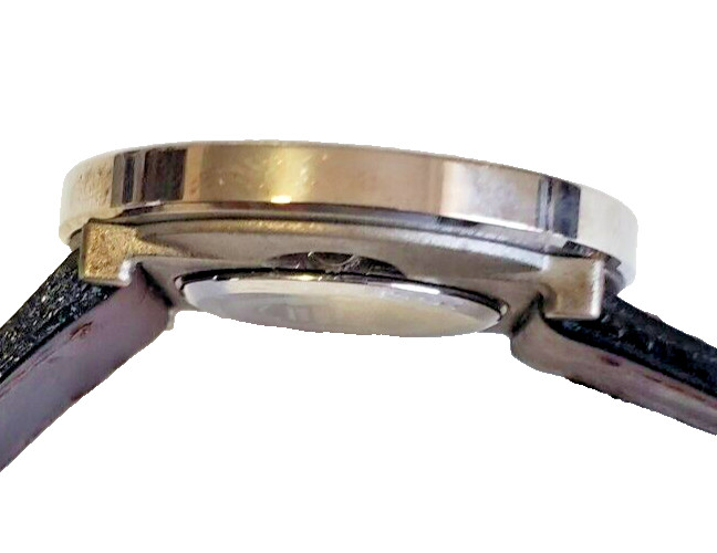 Boy London Boy-46-W Watch: 36mm Bidirectional Rotating bezel Japan. Runs.