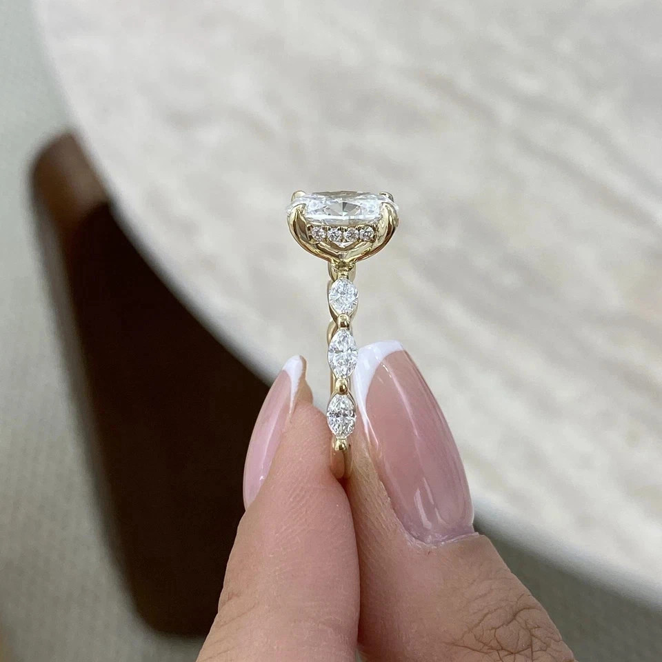 2.80 CT Oval Cut EF/ VS1 Lab Grown Diamond Women Engagement Ring 14k Yellow Gold