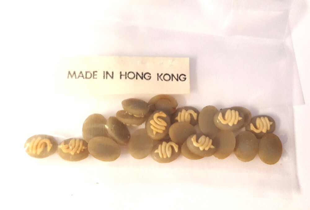 24 Vintage Hong Kong Wedgwood Gray Snake 8x6mm. Oval Resin Aged Cameos 450PT