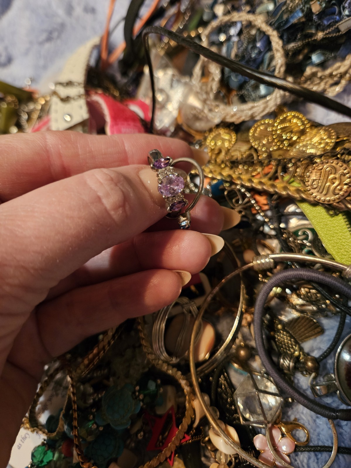Bulk Lot Of Jewelry Sold And Shipped As Pictured. Belt Buckle! Watches Mk Offer!