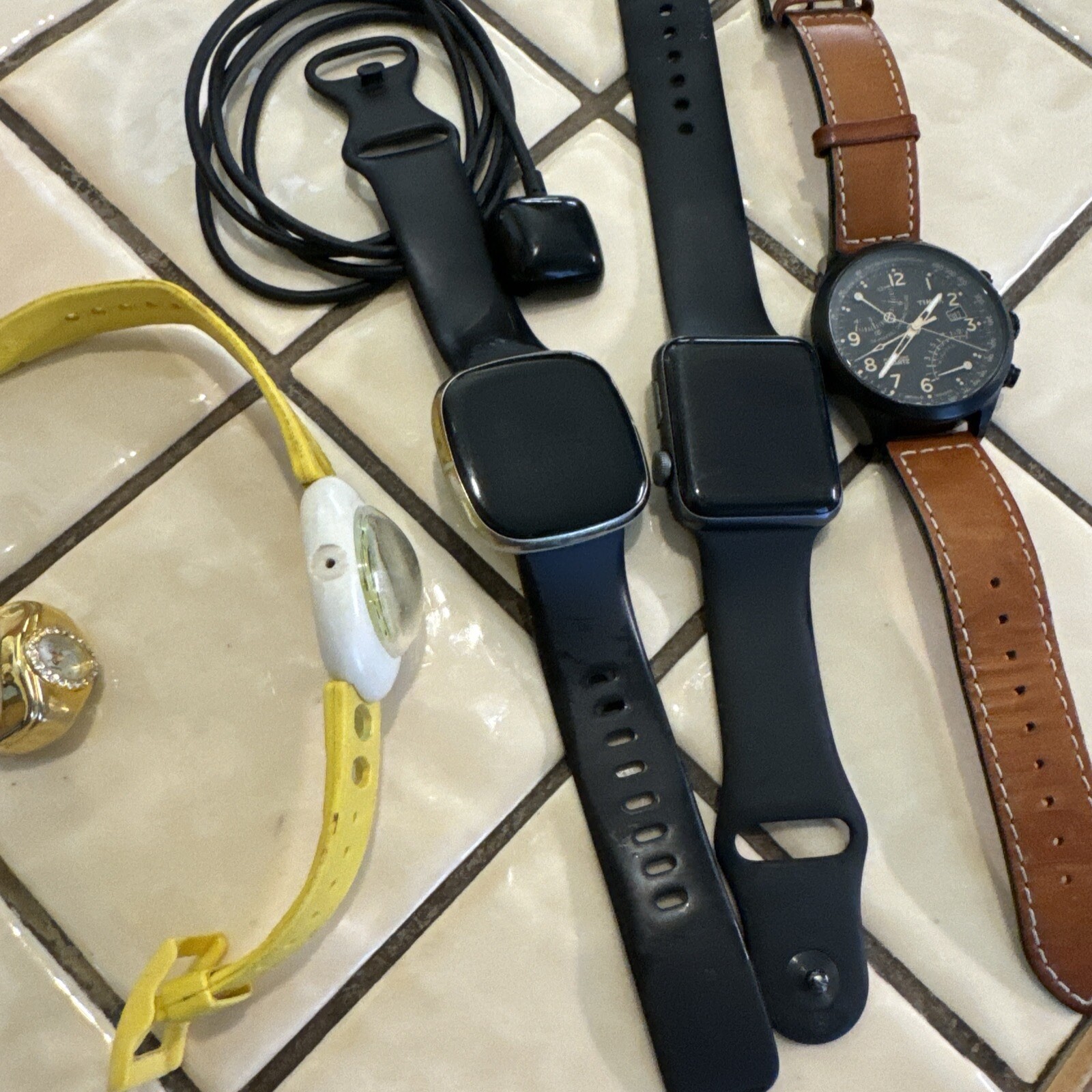 Watches PARTS) Fitbit Verse 3, Big Bubble Watch Olivia Swiss,times (Not Apple)