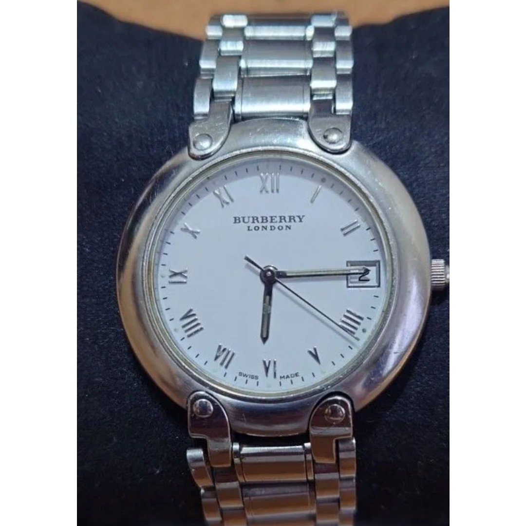 Working item Burberry ladies’ wristwatch on July 2 2023