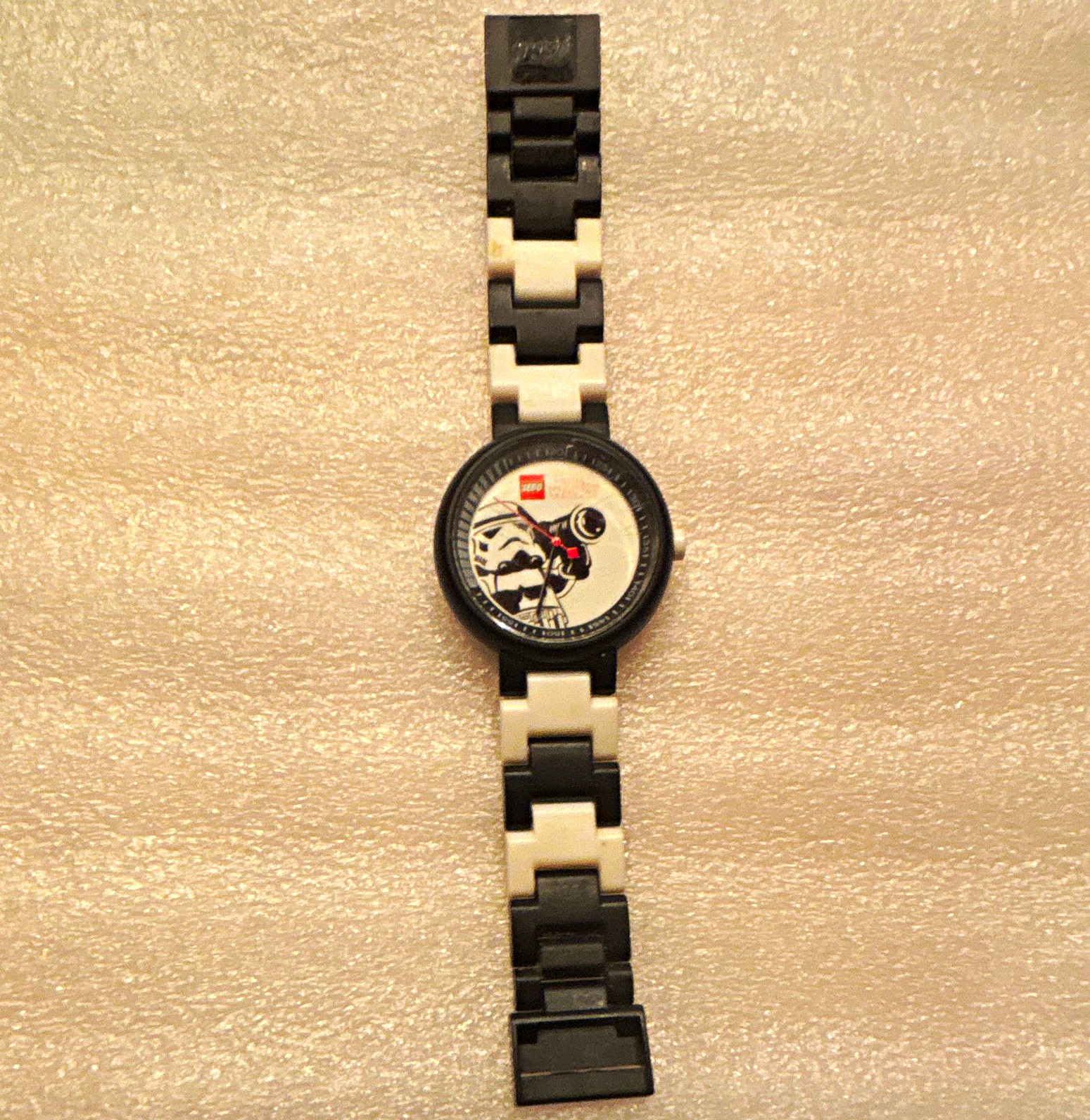 LEGO Star Wars Kids Analog Quartz Wristwatch Black/White Plastic Band 32mm