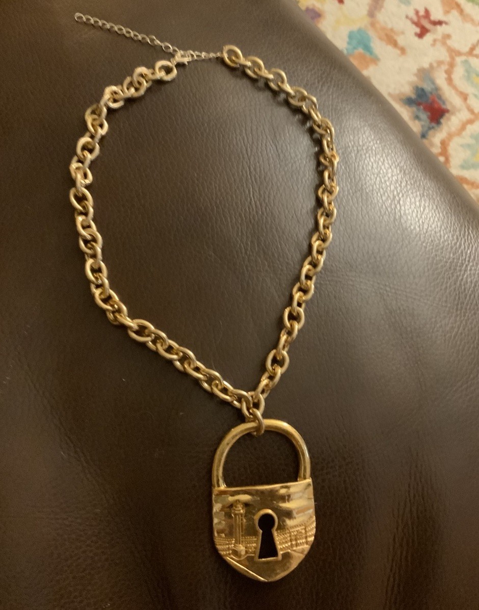Gold Padlock Necklace Chunky Chain Statement Keyhole VTG Key Steampunk Y2K Boho