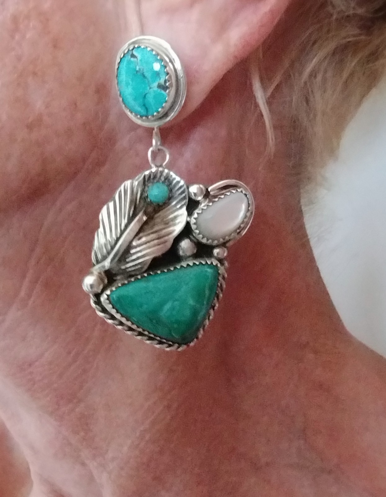 NAVAJO TURQUOISE DANGLING EARRINGS 2.5″ Long /Sumptuous Rich Unique/Touch Of MOP