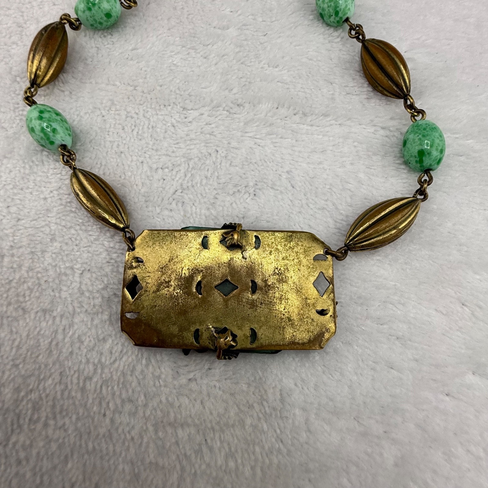 Vintage Polished Stone Dragon Necklace Gold Tone Asian 17”