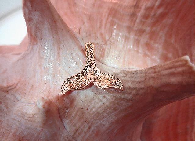 18mm Hawaiian Rose Gold Plated 925 Silver Engraved Scrolls Whale Tail Pendant