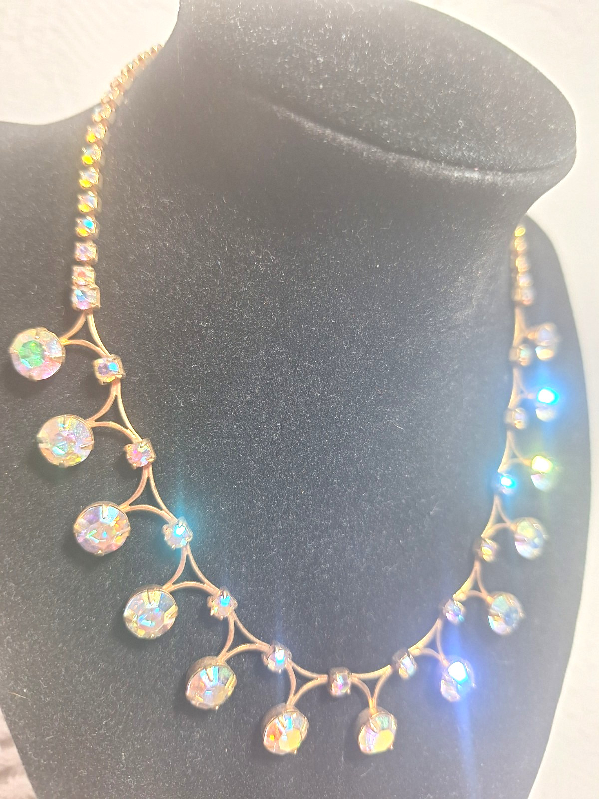 Necklace Aurora Borealis Rhinestone 1960 Vtg Iridescent Blue New Year’s Eve Prom
