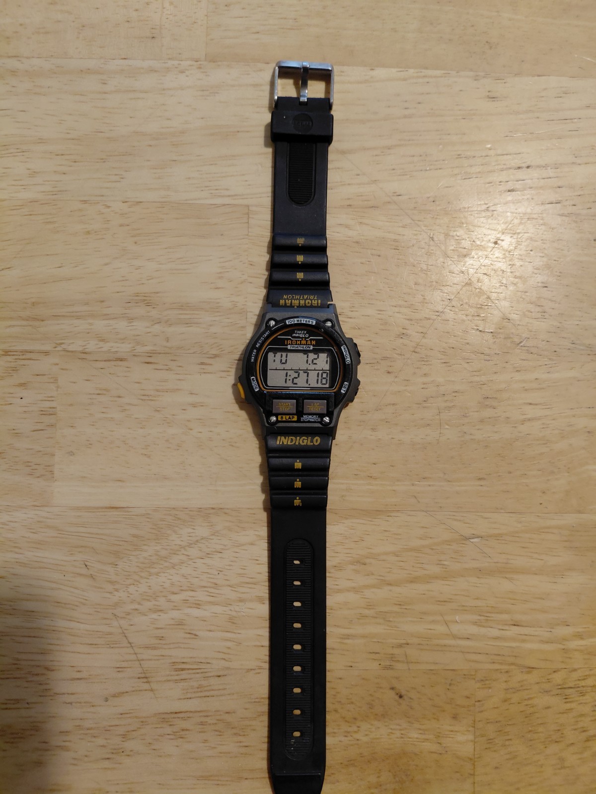 Vintage Timex Ironman Triathlon Indiglo 8 Lap Digital Watch 100M Runs Great