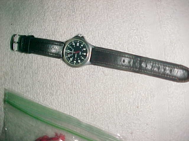 L L BEAN SWISS QUARTZ WATCH – NEW BATTERY – BLACK 24 HR DIAL