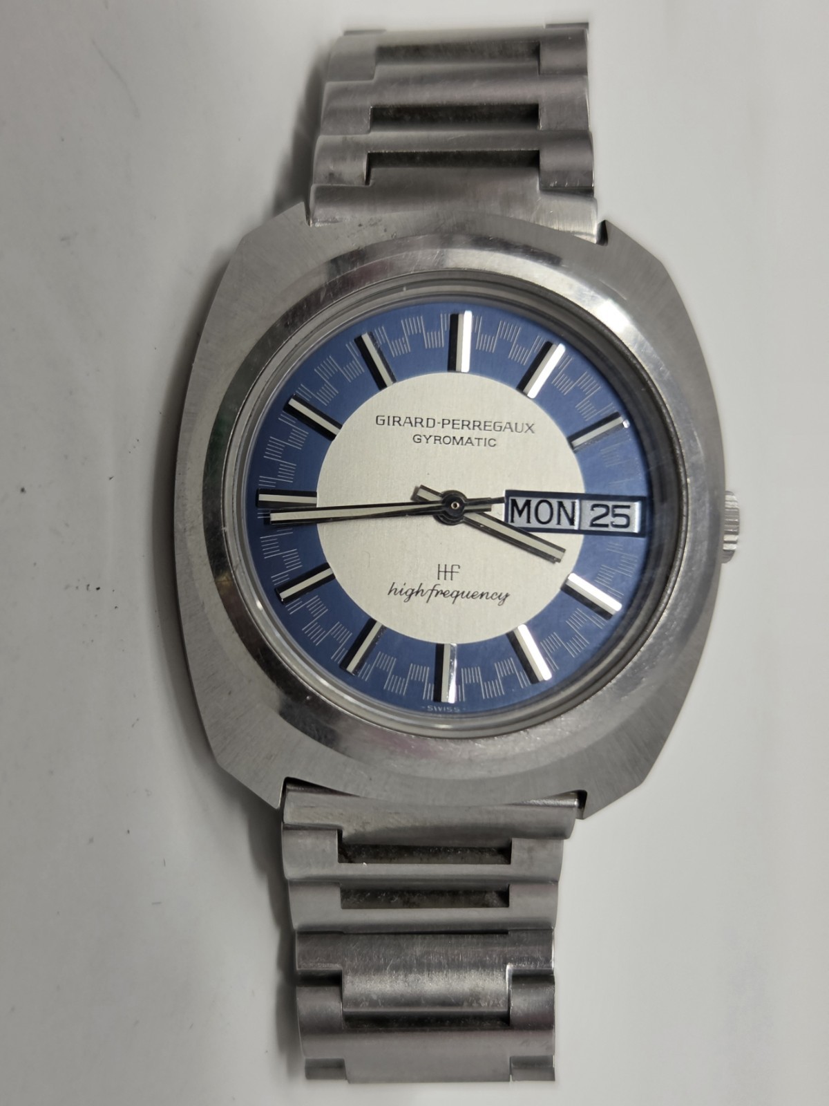 Vintage Girard-Perregaux Gyromatic High Frequency Blue Racing Dial Watch 1970s