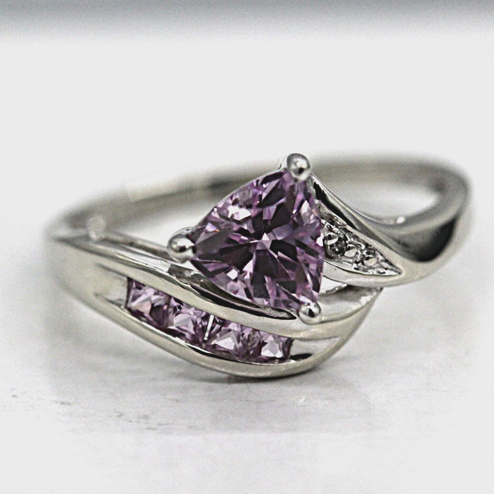 10K White Gold Pink Trillion Topaz Ring size 6.75