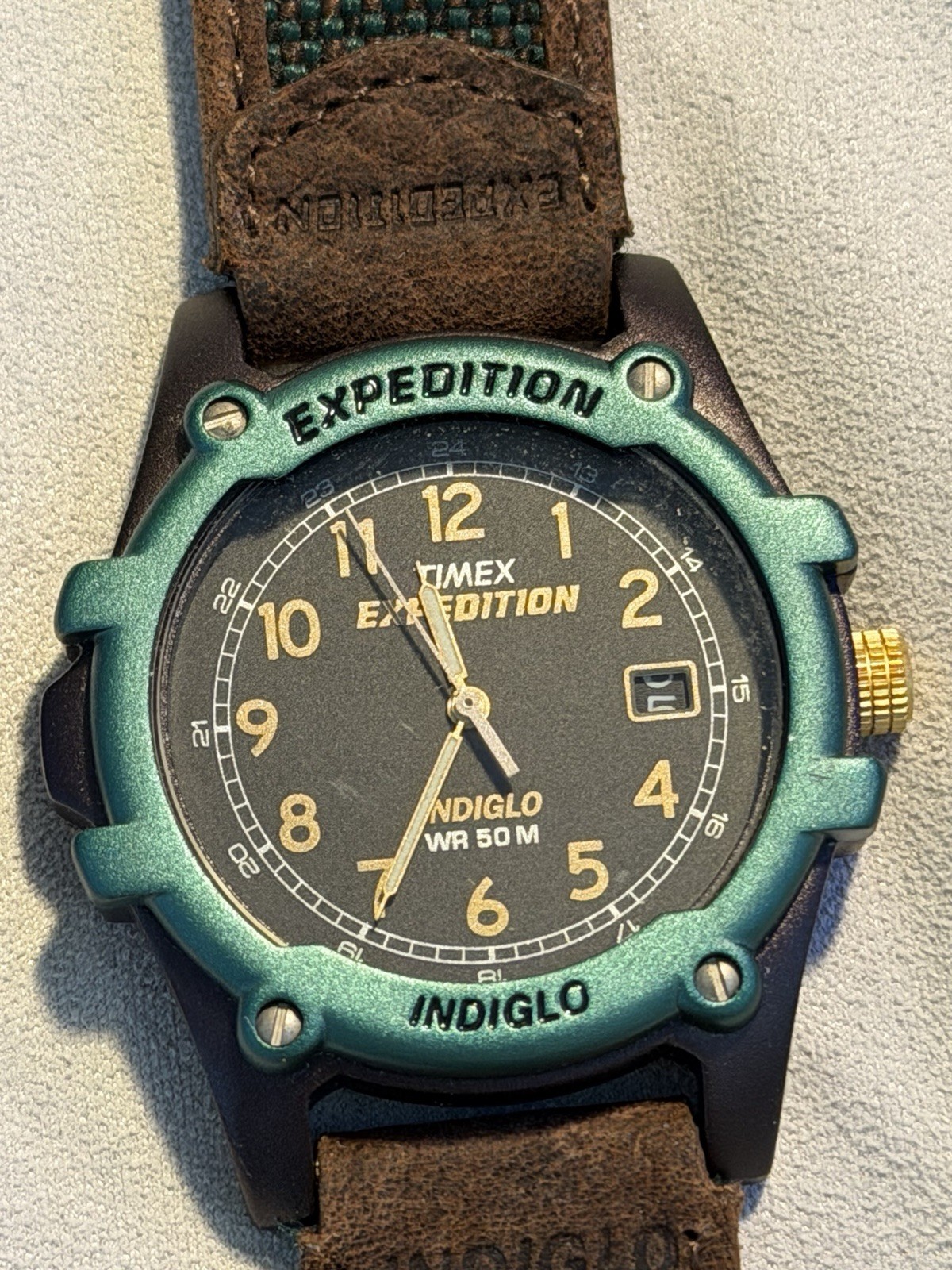 Timex T40771 Expedition Indiglo Date 50m Black Dial Brown/Green Strap