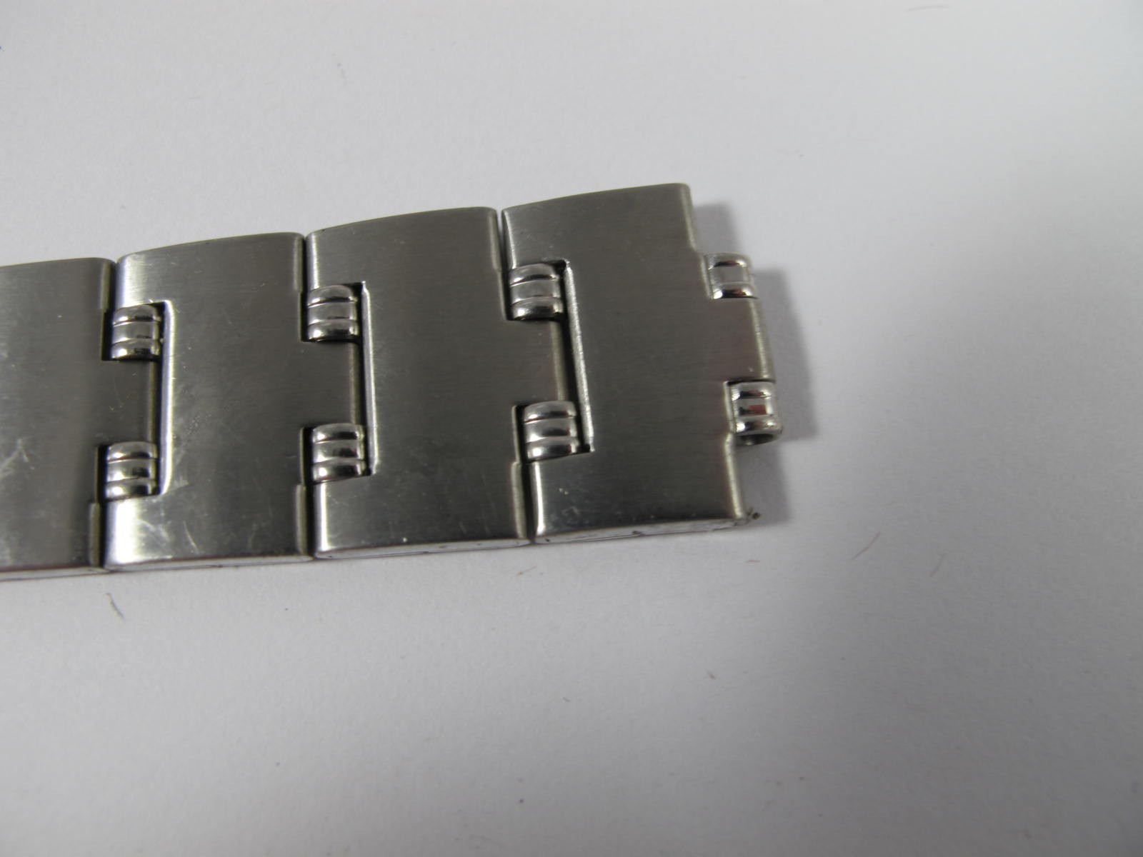 SEIKO MENS ALL STAINLESS Z CLASP 20MM BAND WITH 10.8MM TIPS