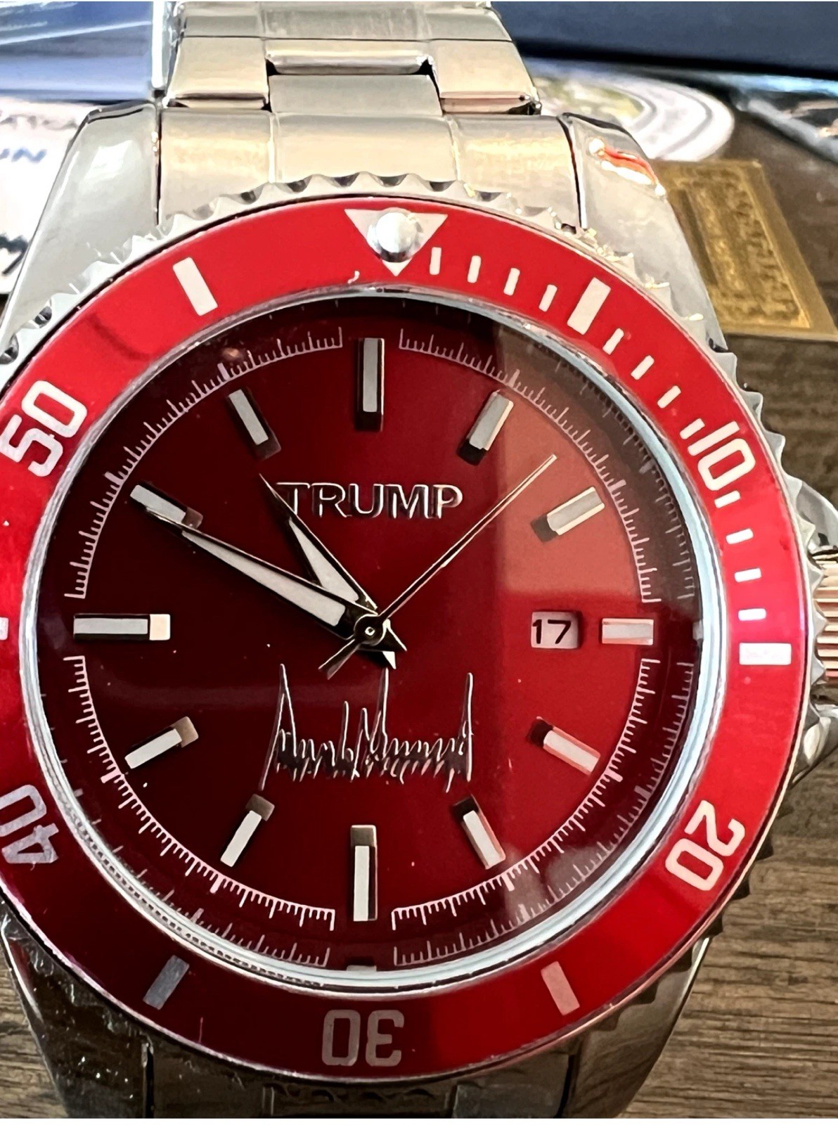 Donald Trump Mens Watch. Fight Fight Fight.Red Beauty Men’s New with Papers.