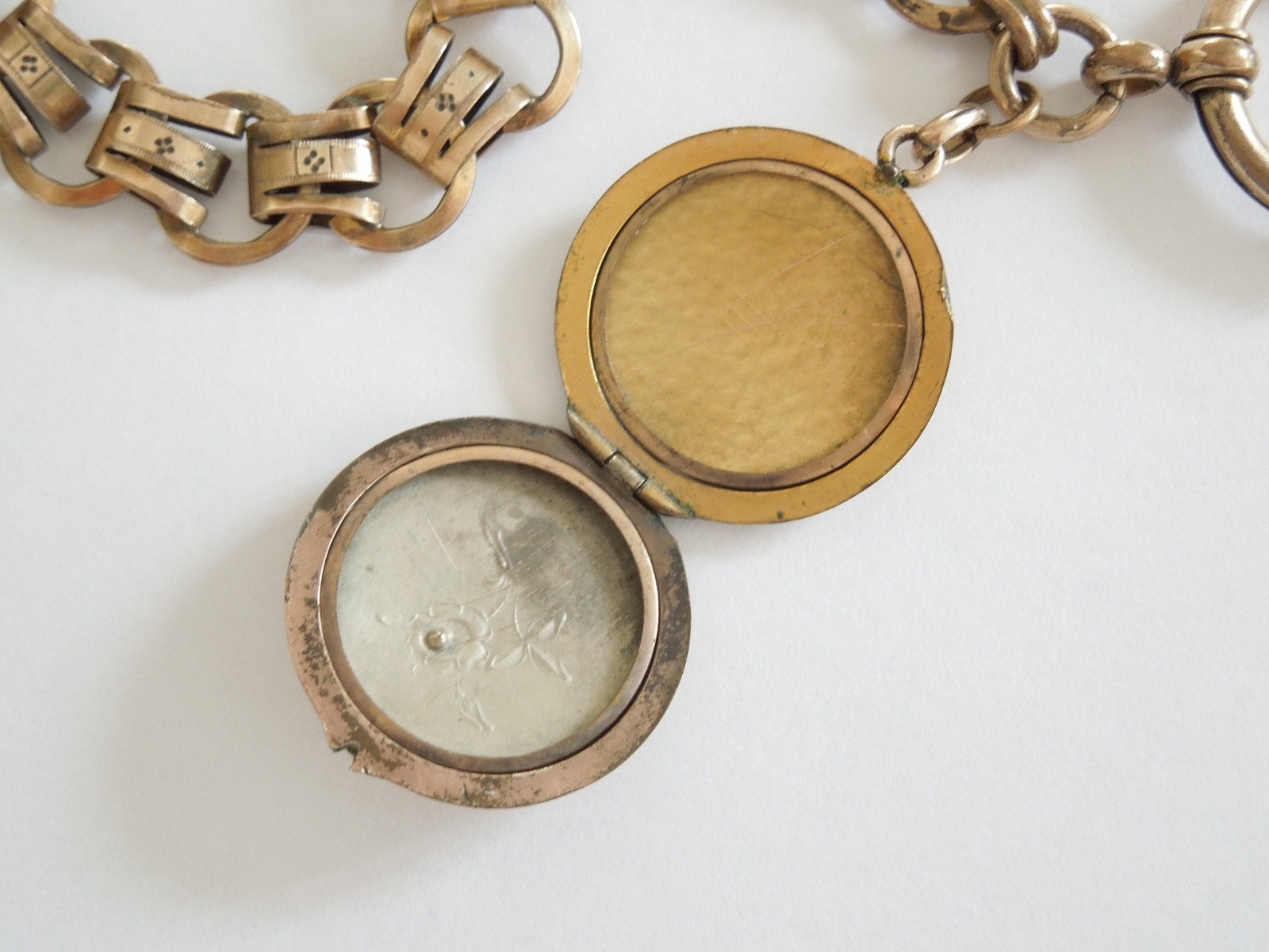 Antique Watch Chain Photo Pendant Medallion Gold Plated 21.9 G/Approx. 25 Cm