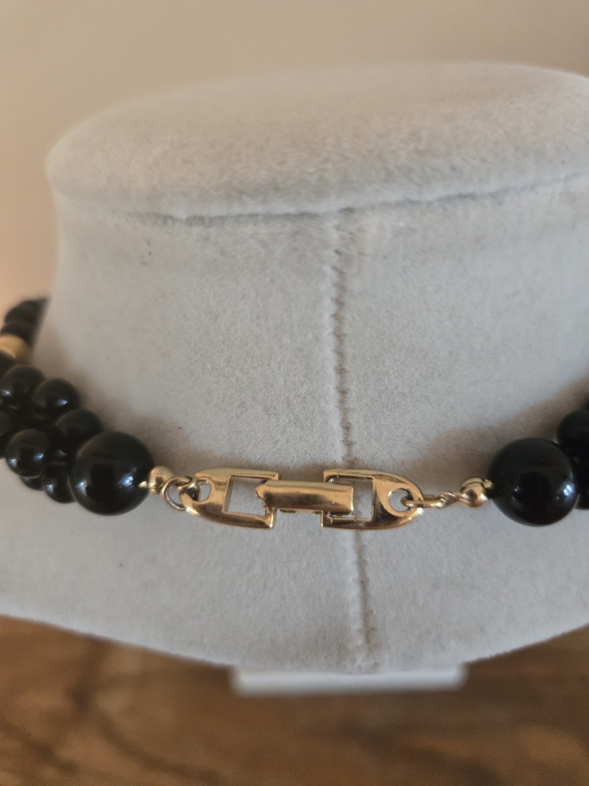 Napier Black Onyx Beaded Necklace Gold Tone Accents, Push Lock Clasp