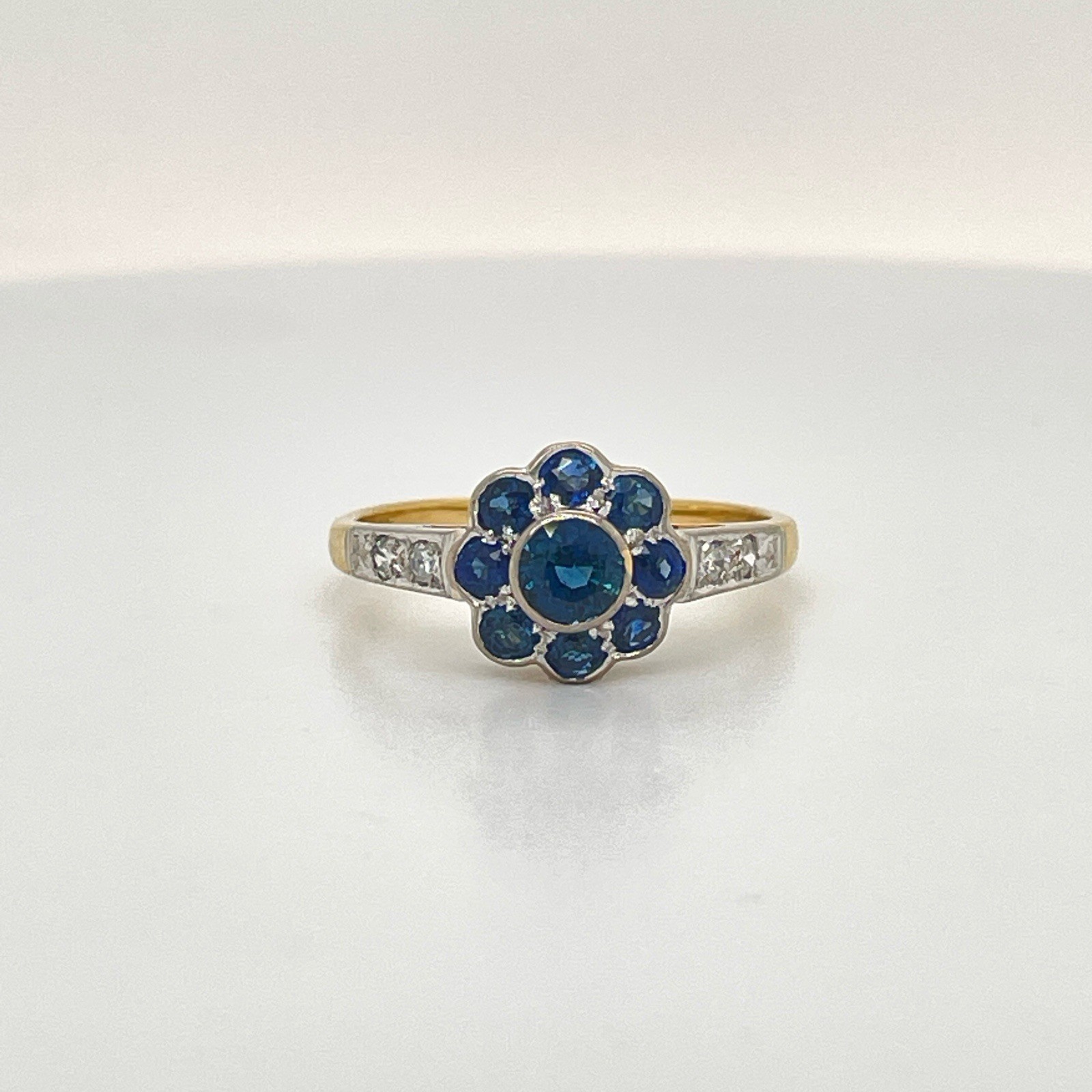 Vintage 18k Yellow & White Gold Sapphire Floral Diamond Ring Size 4 3/4 – 2.4 Gr