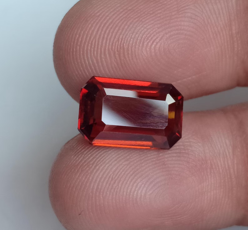 AAA++ Hessonite Garnet Octagon Earth Mined Mozambique Loose Gemstone 5.75 Ct