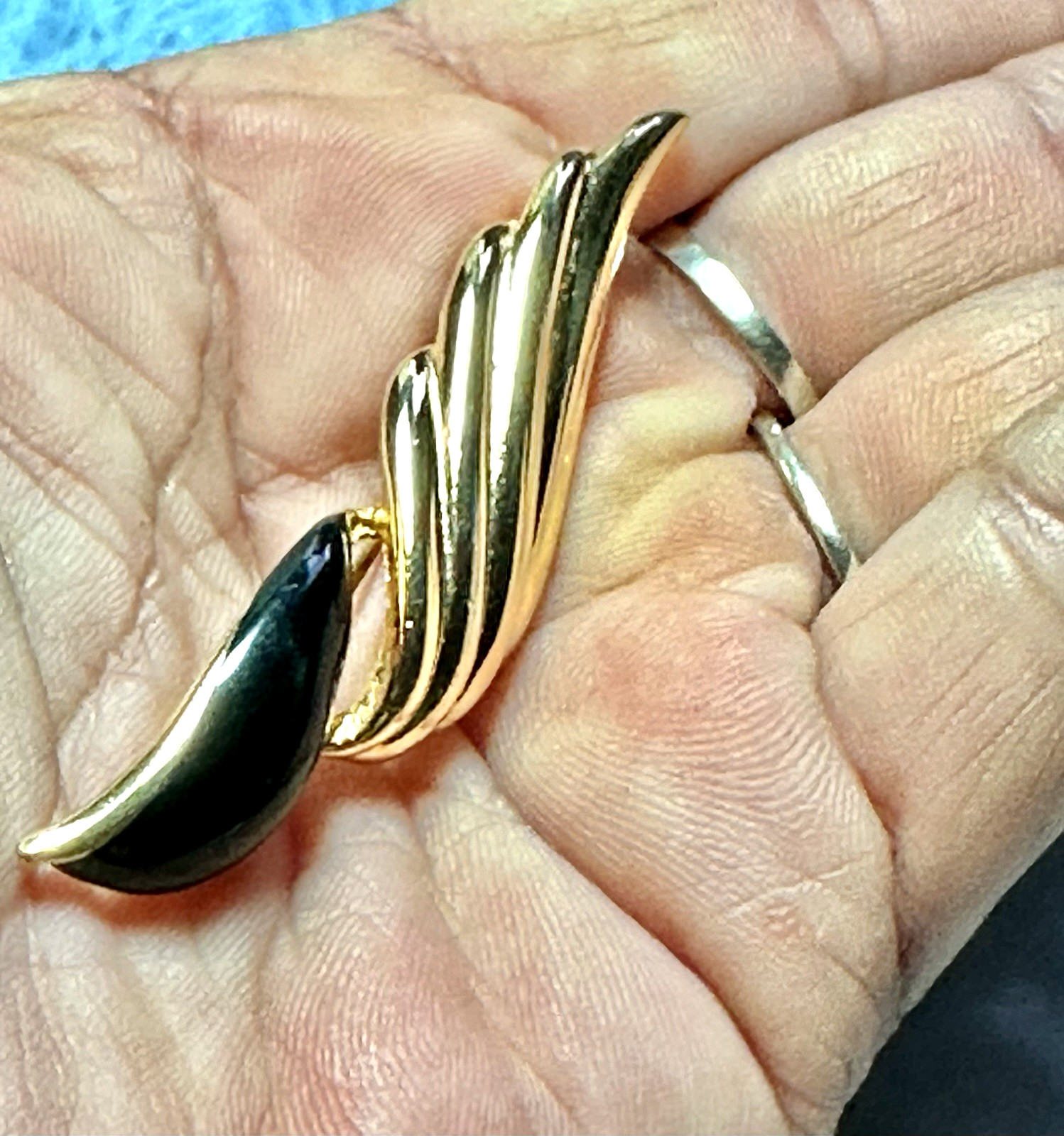 Vintage Gold and Black Enamel Wing Brooch/Pin