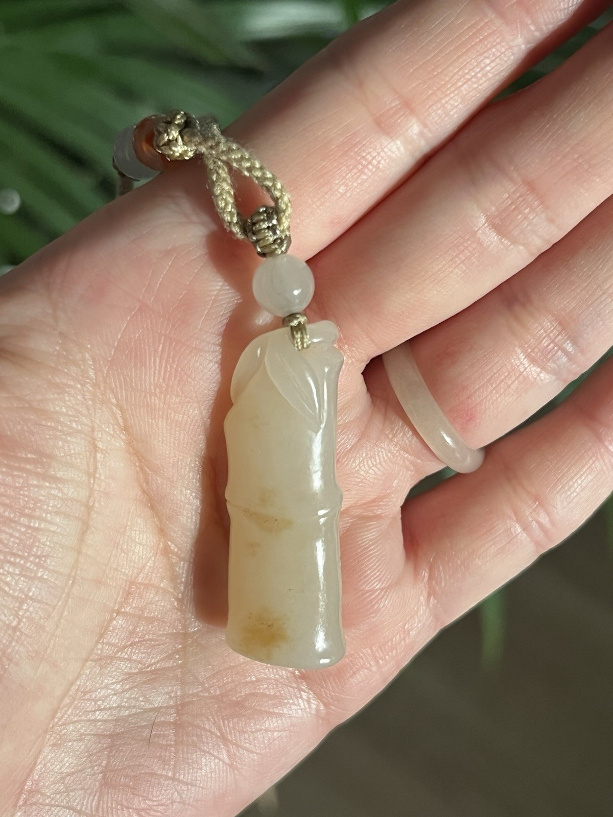 Hand Carved Light Brown Hetian Jade Bamboo | 精工手雕和田浅糖竹节