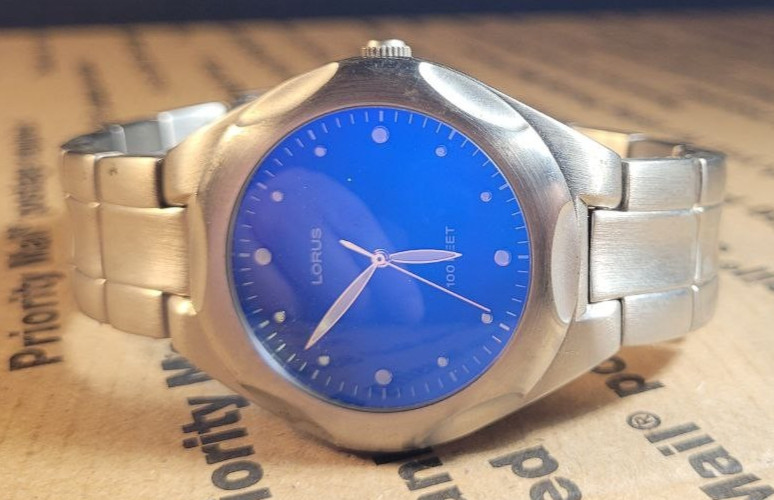 LORUS Mens Watch Steel Case Blue Dial Silver Tone Quartz 30m WR LR0367