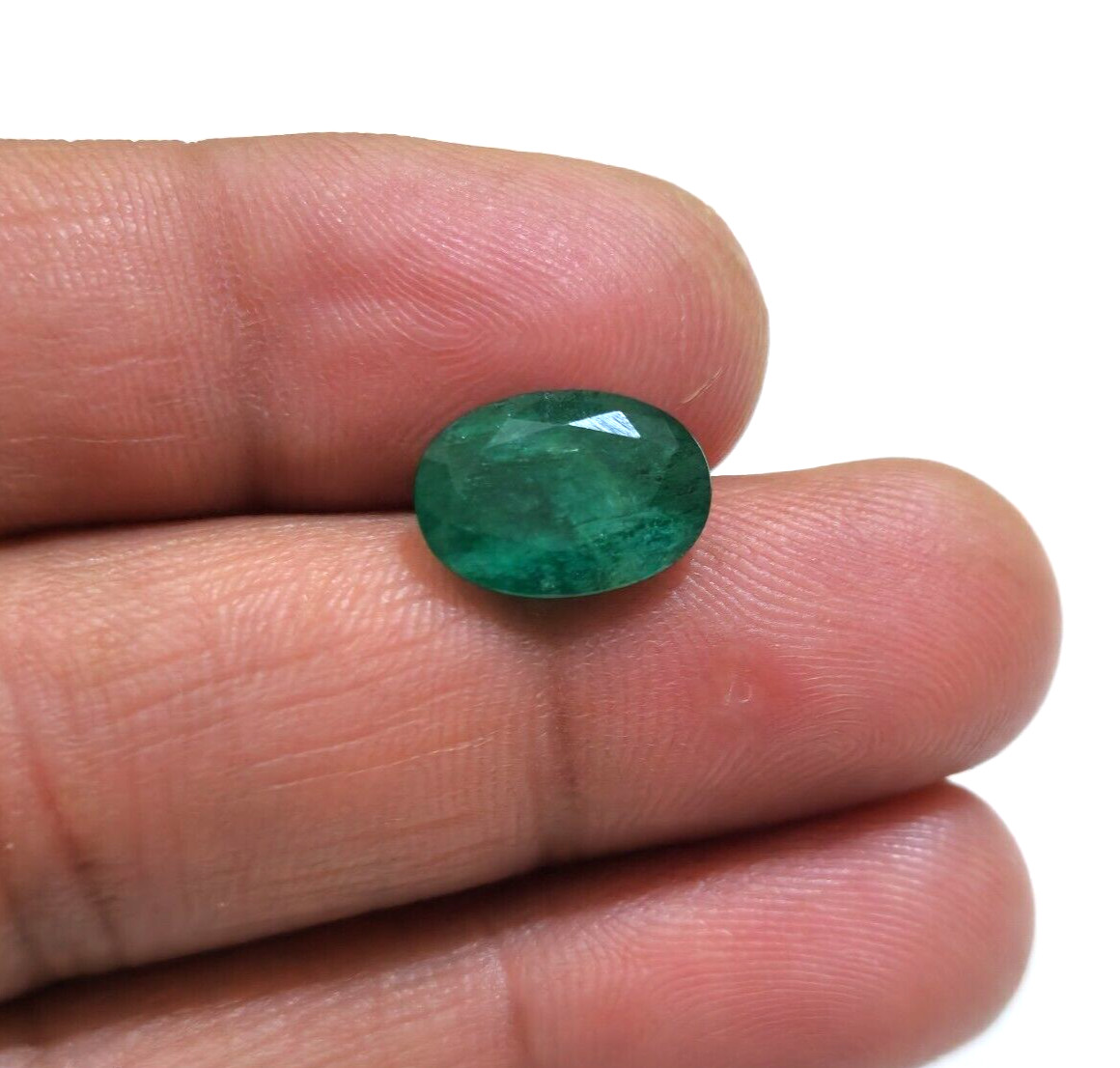 Amazing Zambian Green Emerald 4.15 Crt Oval Shape Faceted Fine Loose Gemstone
