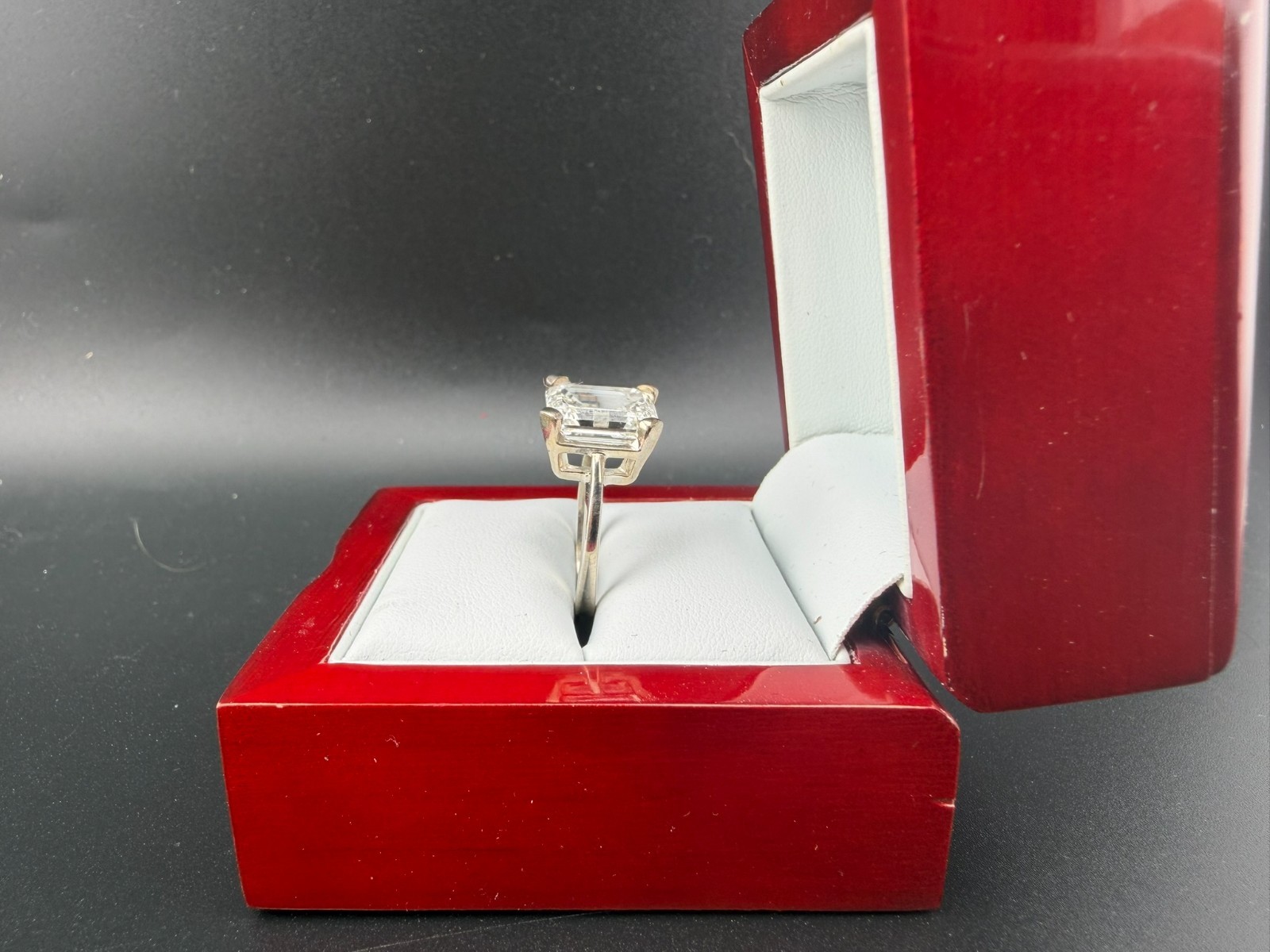 IGI CERTIFIED 4.76ct EMERALD CUT LAB GROWN DIAMOND ENGAGEMENT WEDDING RING
