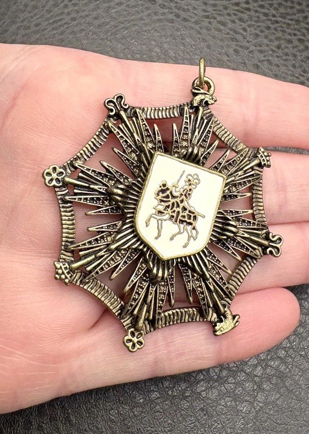Vintage Large Heraldic Lion Knight Rampant Coat of Arms Pendant Brass Tone