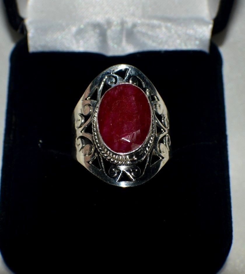7.00 ct. 14X10mm NATURAL AFRICAN RED RUBY QUARTZ GYPSY RING .