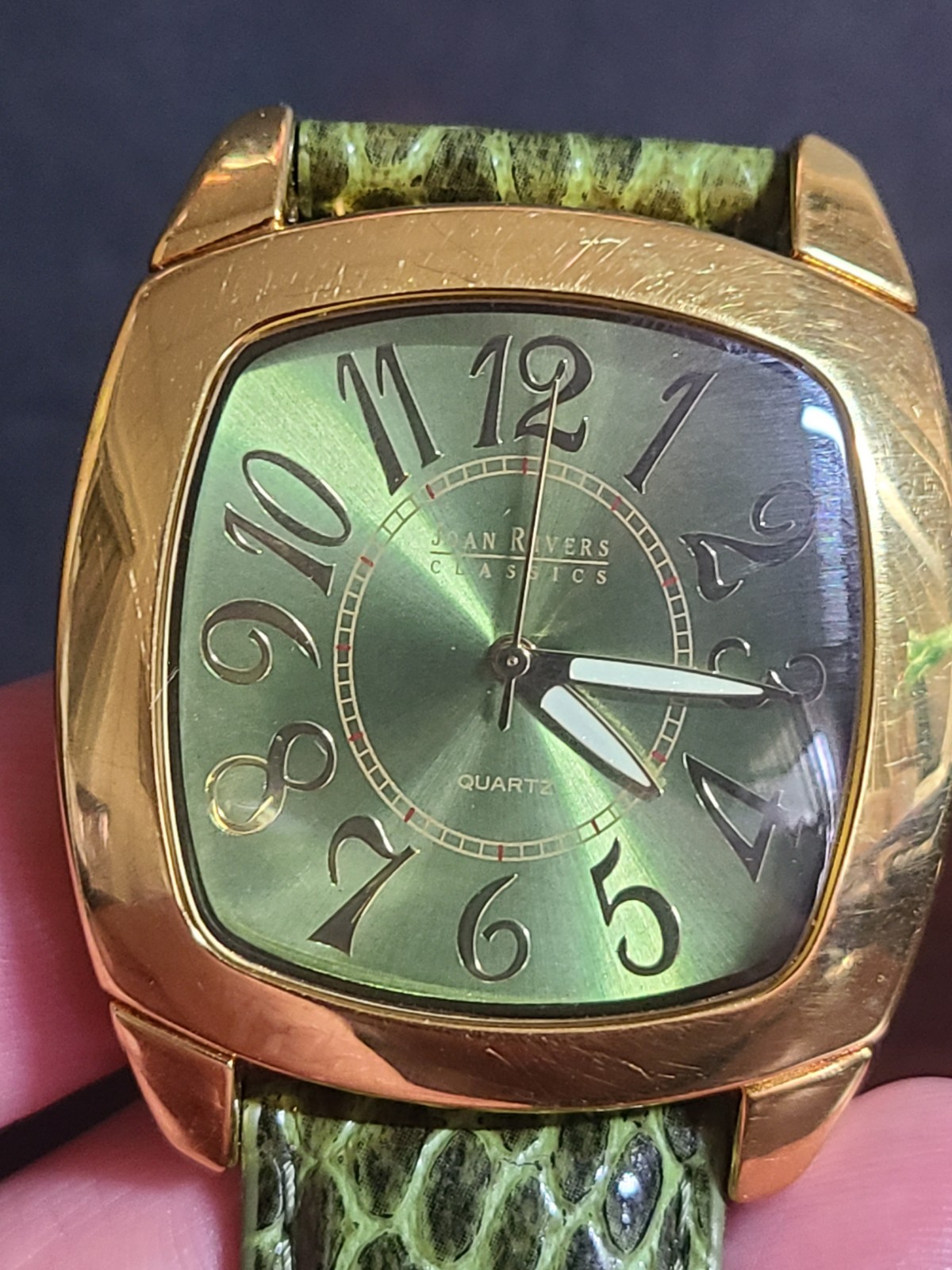 Joan Rivers Watch Classics V377 Quartz Japan Movement Large Leather Band