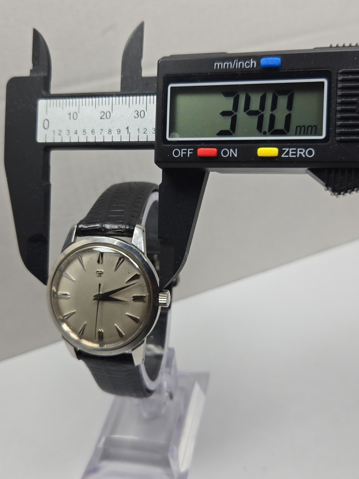 Vintage Girard Perregaux Mens Swiss Manual Wind Stainless Steel Dress Watch Runs